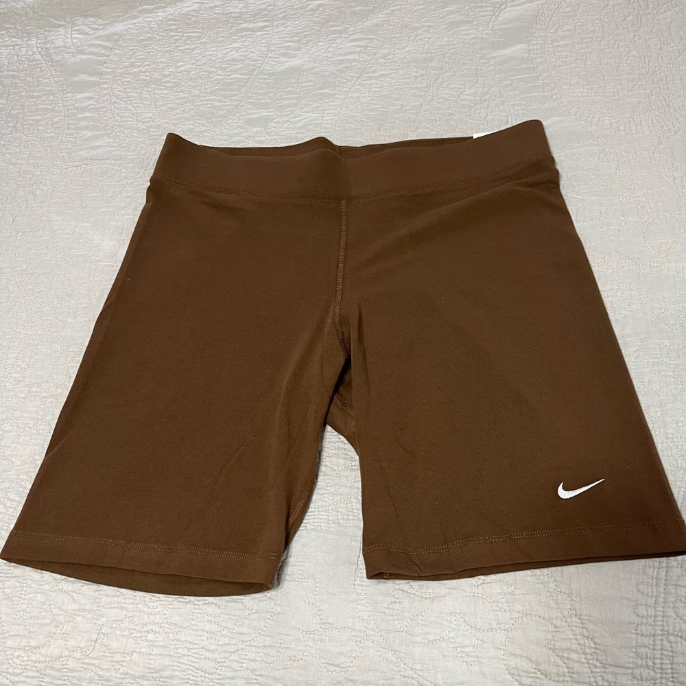 NWT NIKE Bike Shorts - Picture 3 of 3